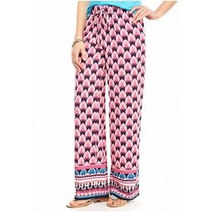 crown & ivy seahorse border print soft pants